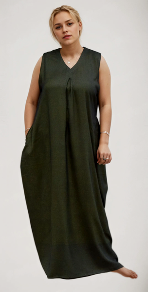 Women's Sleeveless Maxi Dress, V-Neck, Loose Fit, with Pockets, Casual Style ( Extra sleeves attached )