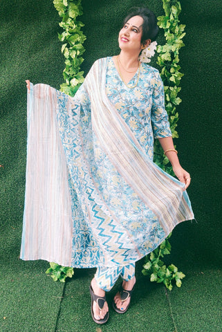 Elegant Ethnic Premium quality Jaipur Cotton prints Kurti Pant Orna Set