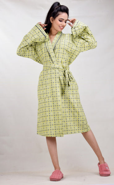 CYMAA Women's Lightweight Housecoat/ Robe/ Nightgown (Size XL & XXL) -Your Comfort is our Pride