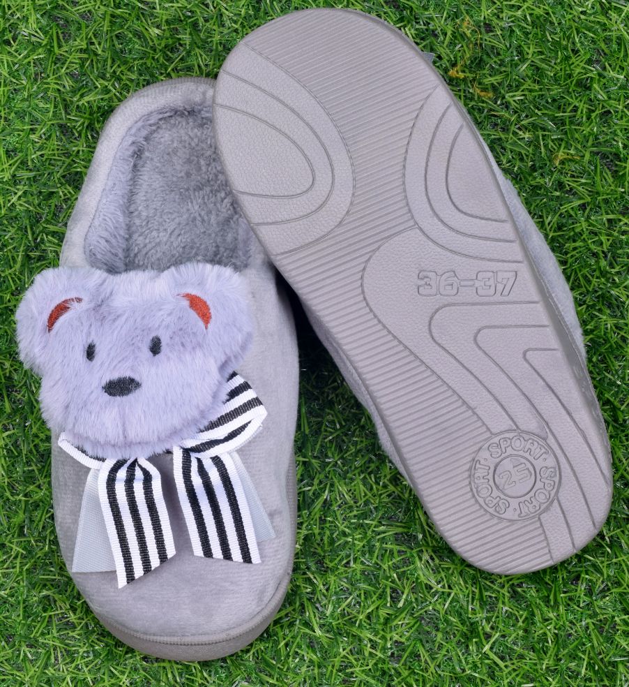 CLYMAA Winter Home Slippers Non-Slip Soft ,Fur, Warm with Soft Rubber  Sole